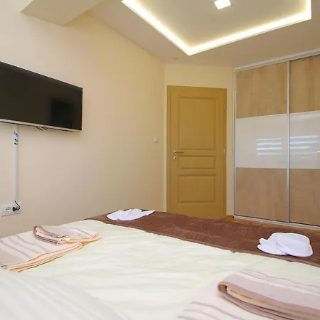 아파트 Vip Aleksa Centar